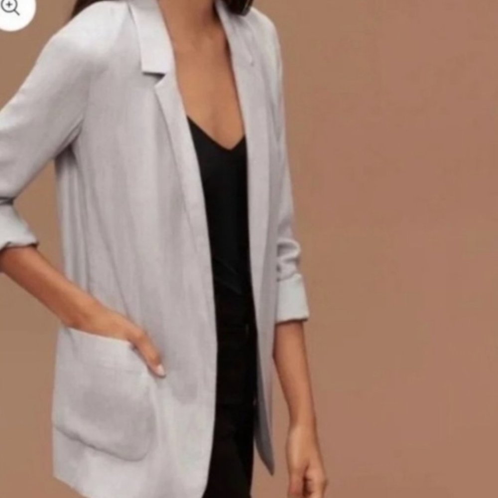 Talula Aritzia size 2 gray casual blazer